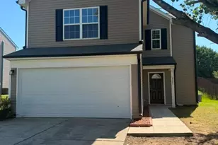 8207 Belmont Stables Dr, Charlotte, NC 28216 - Photo 1