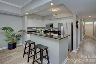 405 W 7th St, Charlotte, NC 28202 - Photo 11
