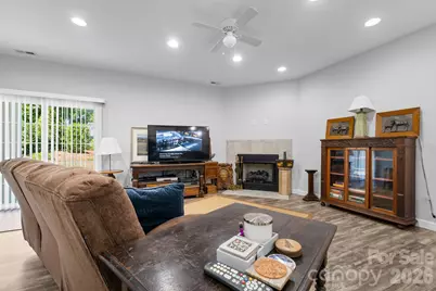 202 Ivy Court, Morganton, NC 28655 - Photo 9