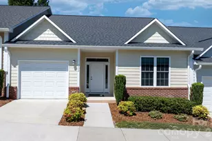 202 Ivy Ct, Morganton, NC 28655 - Photo 1