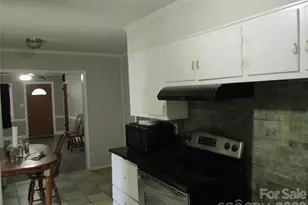 307 6th St, Belmont, NC 28012 - Photo 9