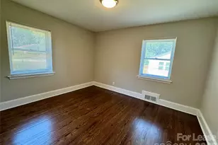 106 Crest St, Mount Holly, NC 28120 - Photo 7