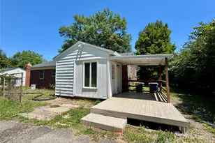 106 Crest St, Mount Holly, NC 28120 - Photo 13