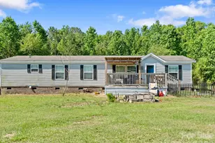 292 Longhorn Ln, Cheraw, SC 29520 - Photo 1