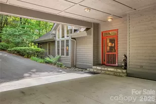 147 Club Colony Ln, Lake Toxaway, NC 28747 - Photo 3