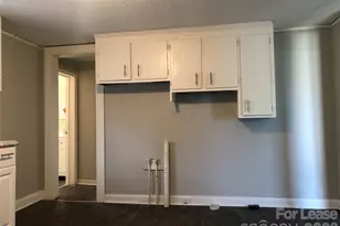 402 N Broad St, Gastonia, NC 28054 - Photo 5