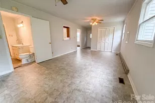 318 Mitchell St, Belmont, NC 28012 - Photo 3