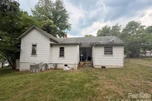 430 E D St, Newton, NC 28658 - Photo 3