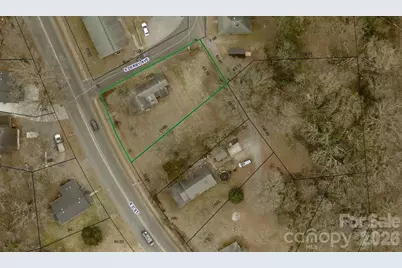 430 E D Street, Newton, NC 28658 - Photo 1