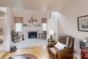 518 Frst Rdg Dr, Mars Hill, NC 28754 - Photo 11
