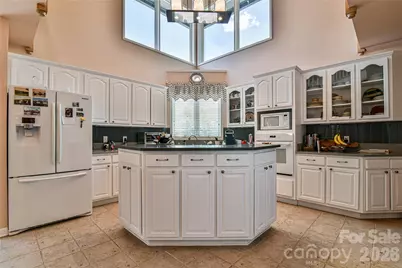 518 Forest Ridge Drive, Mars Hill, NC 28754 - Photo 3
