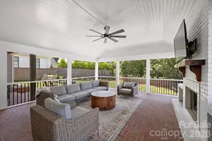237 Hunter Ln, Charlotte, NC 28211 - Photo 29