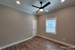 411 W 6th Ave, Gastonia, NC 28052 - Photo 13