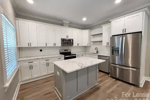 411 W 6th Ave, Gastonia, NC 28052 - Photo 3