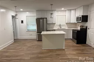 1662 Browns Ave, Charlotte, NC 28208 - Photo 9