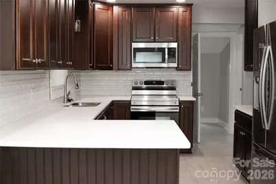 1215 W 4th Avenue, Gastonia, NC 28052 - Photo 3