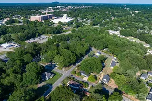 1215 W 4th Ave, Gastonia, NC 28052 - Photo 25