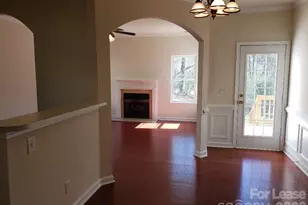 626 Neal Dr, Charlotte, NC 28213 - Photo 7