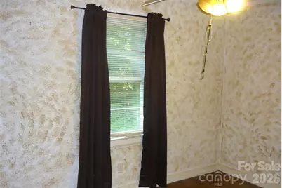 407 N Pear Street, Gastonia, NC 28054 - Photo 23