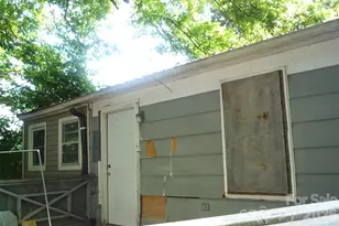407 N Pear St, Gastonia, NC 28054 - Photo 13