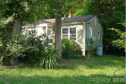 407 N Pear Street, Gastonia, NC 28054 - Photo 3