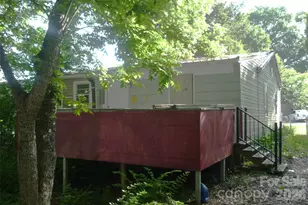 407 N Pear St, Gastonia, NC 28054 - Photo 11