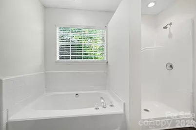12127 Landing Green Drive, Charlotte, NC 28277 - Photo 9