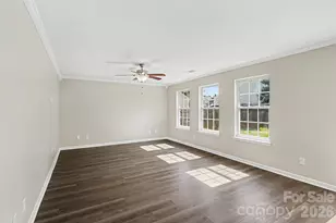 9828 Aventide Ln, Charlotte, NC 28215 - Photo 3
