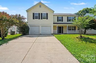 9828 Aventide Ln, Charlotte, NC 28215 - Photo 1
