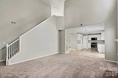 7824 Belchester Circle, Charlotte, NC 28215 - Photo 3