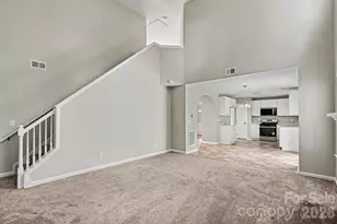 7824 Belchester Cir, Charlotte, NC 28215 - Photo 3