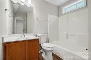 7824 Belchester Cir, Charlotte, NC 28215 - Photo 15