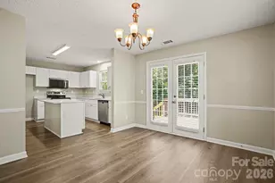 12505 Britton Wood Pl, Charlotte, NC 28278 - Photo 5