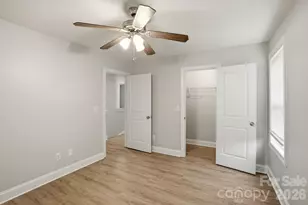 3109 Cochrane Dr, Charlotte, NC 28269 - Photo 17