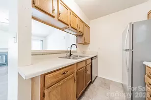 9605 Vinca Cir, Charlotte, NC 28213 - Photo 17