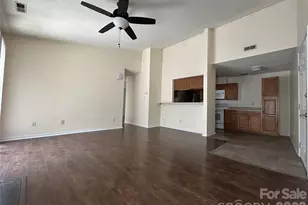 9605 Vinca Cir, Charlotte, NC 28213 - Photo 5