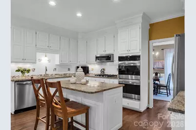 708 Barington Place, Matthews, NC 28105 - Photo 15
