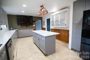 2727 N Moore Rd, Robbins, NC 27325 - Photo 11