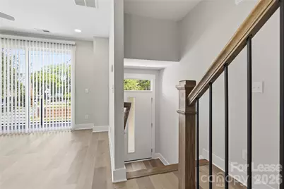 371 S Bruns Avenue, Charlotte, NC 28208 - Photo 5