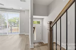 371 S Bruns Ave, Charlotte, NC 28208 - Photo 5