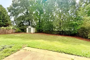 2523 Beacon Forest Dr, Charlotte, NC 28270 - Photo 33