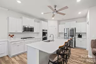 3199 Windhaven Ln, Fort Mill, SC 29708 - Photo 11