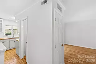 2330 Roswell Ave, Charlotte, NC 28207 - Photo 9