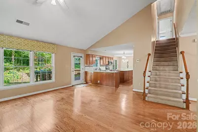 3032 Oakcroft Drive, Matthews, NC 28105 - Photo 5