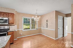 3032 Oakcroft Dr, Matthews, NC 28105 - Photo 9