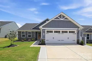 982 Pemberley St, Lancaster, SC 29720 - Photo 3