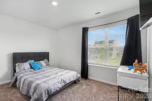 1112 Creedmore Ct, Charlotte, NC 28215 - Photo 17