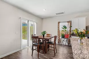 1112 Creedmore Ct, Charlotte, NC 28215 - Photo 11