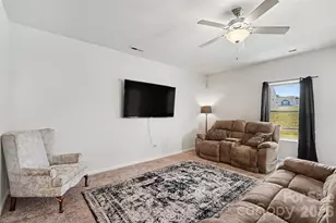 1112 Creedmore Ct, Charlotte, NC 28215 - Photo 7