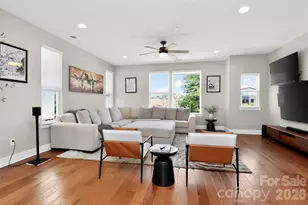 2024 Bryant Park Dr, Charlotte, NC 28208 - Photo 7